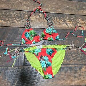 Beach Bunny Bikini Set - M top and XL bottoms